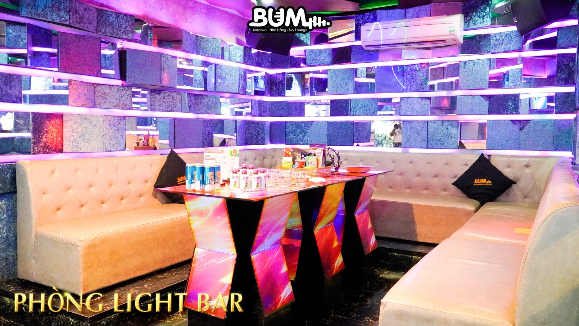 Hệ thống ánh sáng tại đẹp tại phòng karaoke Light Bar